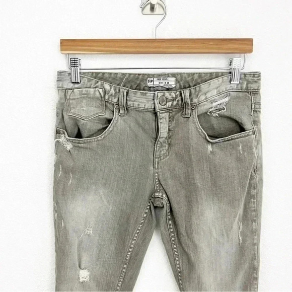 Free People Megs Distressed Destroyed Skinny Jeans, Size 28 - Picture 3 of 10